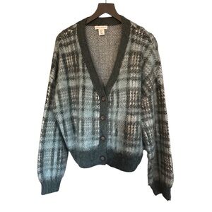 Cupcakes and Cashmere Westlake Plaid Cropped Button Up Sweater Size Small